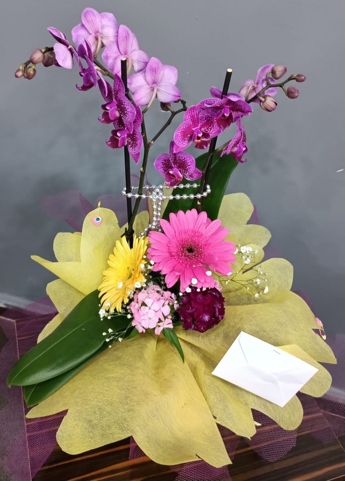 Saksıda Mor Orkide İki Dal Mor Çiçek Aranjman